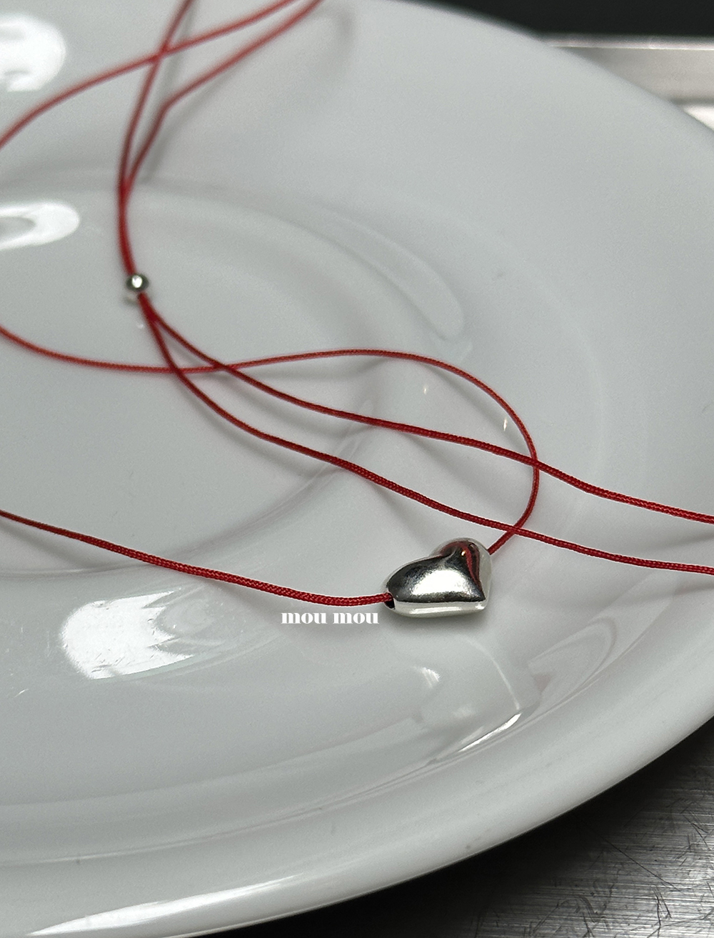 하트 실 목걸이 heart string necklace