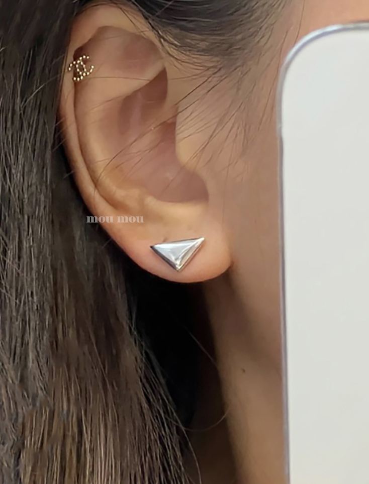 플레인 삼각형 귀걸이 plain triangle earring