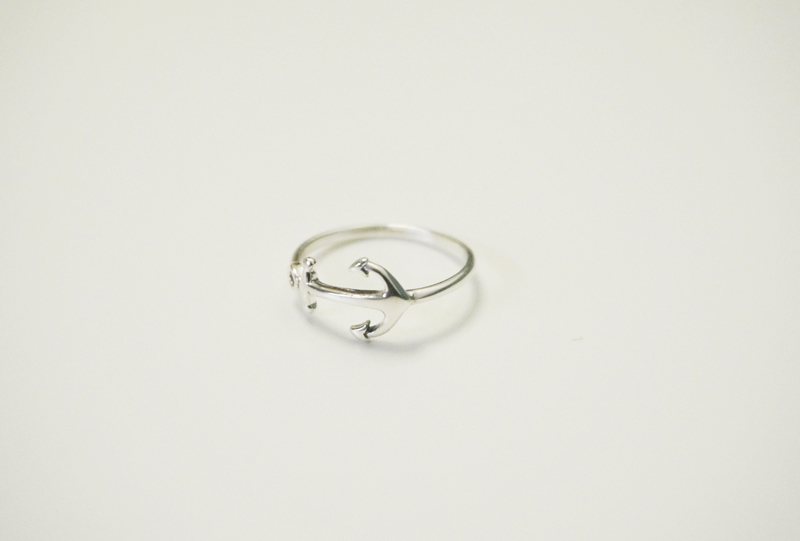 silver _ anchor ring