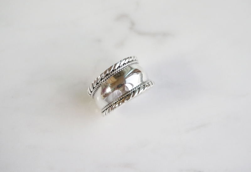 silver _ bold simple ring