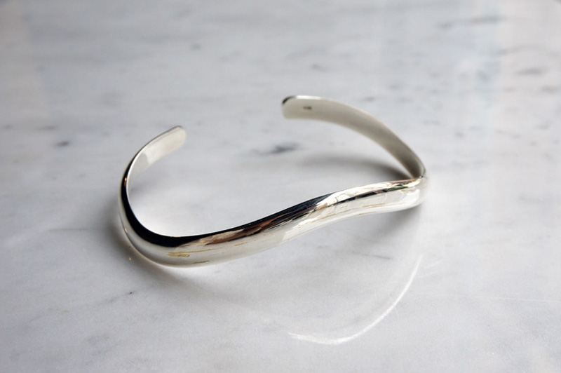 silver _ big wave cuff bracelet